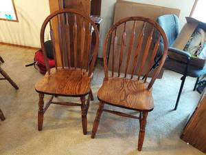 lot 6177 image: Pair of Oak Dinning Chairs