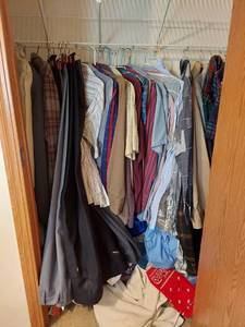 lot 6215 image: All Mens Clothes Remaining in Closet