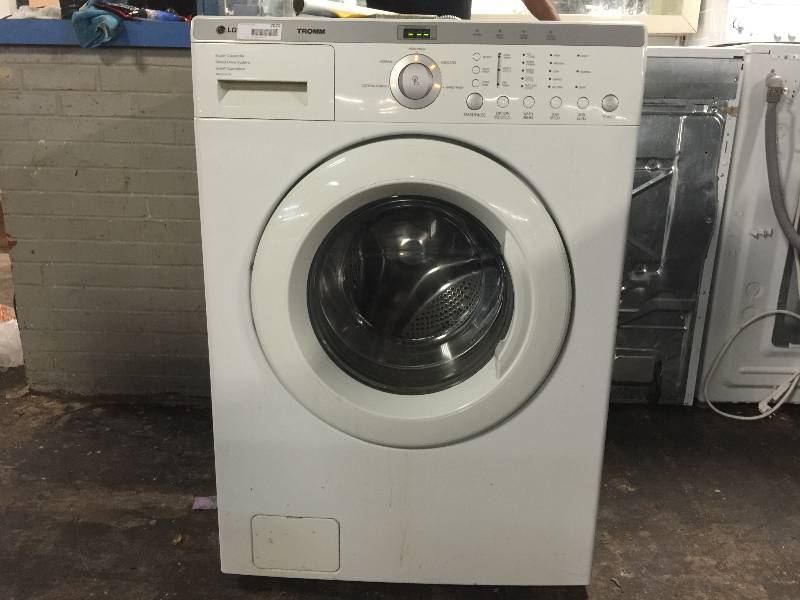lot 7070 image: LG WM1814CW  27 Inch Front-Load Stackable Washer with 3.42 Cu. Ft. Capacity