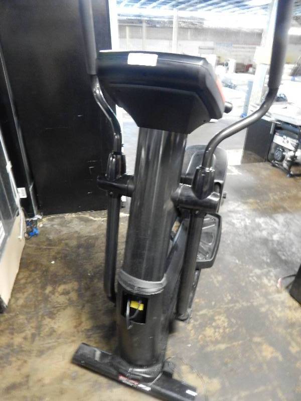 Smooth fitness elliptical ce 8.0 online lc