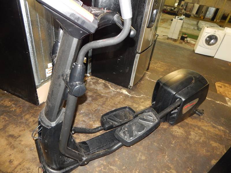 Smooth fitness elliptical discount ce 8.0 lc