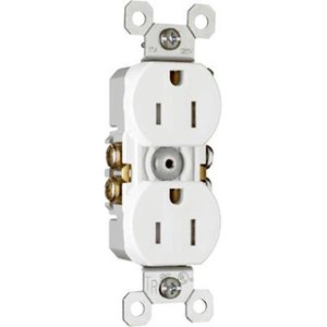 lot 5539 image: 3232TRWCC14 15A White Tamper-Resistant Receptacle - Quantity 1