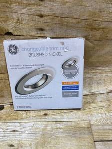 lot 5585 image: Ge Changeable Trim Ring For 5-inch To 6-inch Recessed Downlights - White