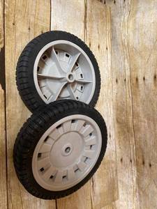 lot 5611 image: Lawn Mower Wheels 8 inch