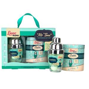 lot 50816 image: Luxe by Mr. Bubble Bath And Body Gift Set