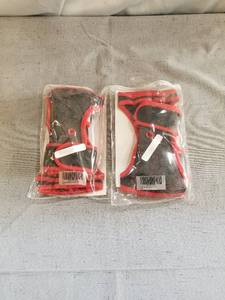 lot 87629 image: PAIR OF HARD-OUT TRAINING GLOVES SIZE XL