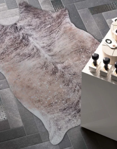 lot 4453 image: Rio Collection Faux Cowhide Printed Rug with Foil Accents- Retail$262.99