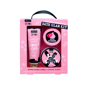 lot 50878 image: HALLU BY PEYTON ULTIMATE PAMPERING BATH GLAM KIT