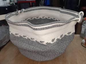 lot 1668 image: Large Woven Basket