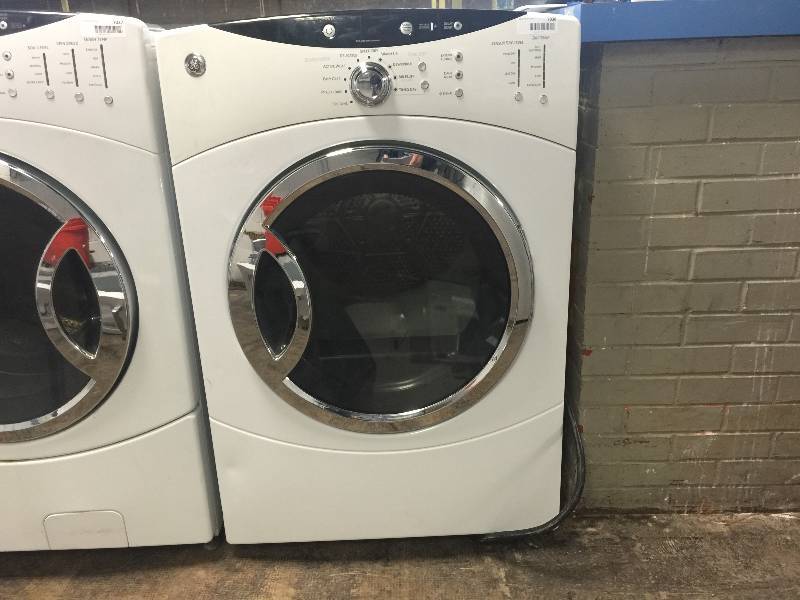 lot 7038 image: GE� 7.0 Cu.Ft. Super Capacity Electric Dryer