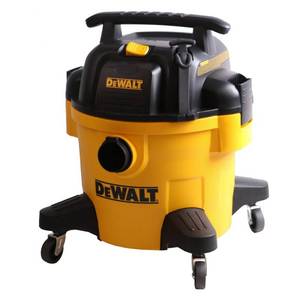 lot 1025 image: DeWALT Vacuum cleaner