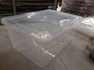 lot 2919 image: pack of 4 Transparent Containers