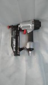 lot 34533 image: 16-Gauge Pneumatic Nailer by Porter-Cable FN250SB