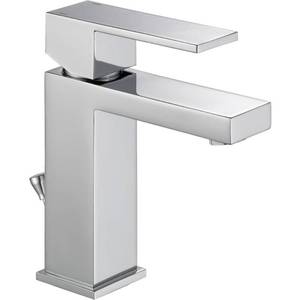 lot 34574 image: Delta Modern Single Handle Single Hole Lavatory Faucet in Chrome 567LF-PP