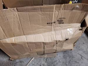 lot 8949 image: Chair 