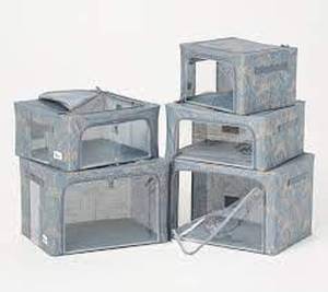 lot 56482 image: Shps xxxv Periea 3-Piece Holiday Storage