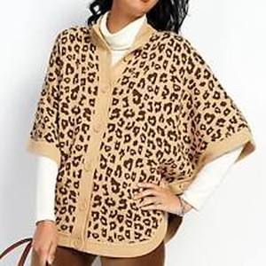 lot 56506 image: Womens Denim & Co. Animal Jacquard Button-Front Poncho (Tan, 1X)