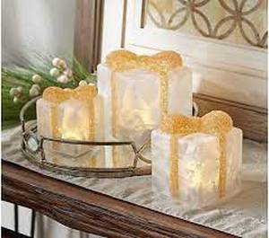 lot 56665 image: Set of 3 Illuminated Glass Presents w Ribbon