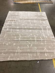 lot 56957 image: Tan 5 x 7 Area Rug