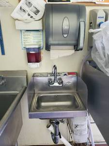 lot 22003 image: 17in Hand Sink, Soap Dispenser, Paper Towel Dispenser