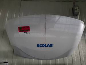 lot 22013 image: Ecolab Bug Light