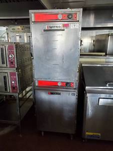 lot 22035 image: Wittco Electric Oven