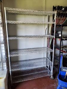 lot 22047 image: 6ft Rolling Metro Rack