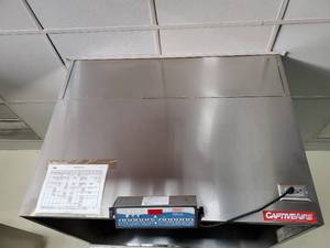 lot 22101 image: 4ft x 4ft Captiveaire Exhaust Hood