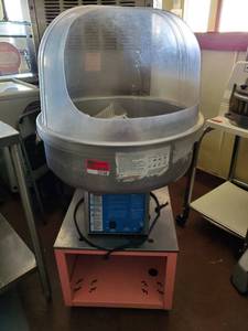 lot 22108 image: Auto Breeze Cotton Candy Machine 3052