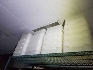 lot 22126 image: (35) Square Containers