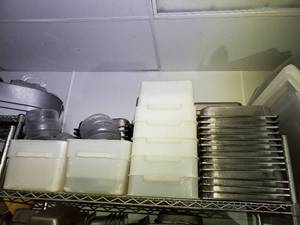 lot 22143 image: Plastic Containers, Inset Pans