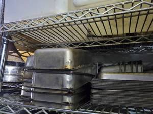 lot 22144 image: Assorted Sizes Of Inset Pans