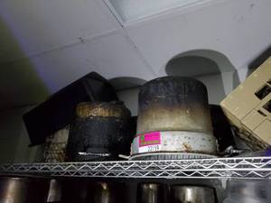 lot 22159 image: Assorted Cooking Pots