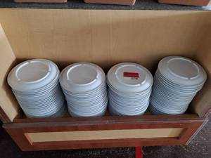 lot 22190 image: 9in Melamine Plates