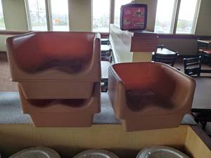 lot 22265 image: (3) Booster Seats