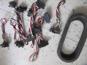 lot 1695 image: 11  - NEW  3 prong light connector Fits Standard 2 14 x 6 12 oval lamp StopTurnTail Light  & Grommet