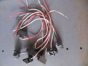 lot 1694 image: 8  - NEW 3 prong light connector Fits Standard 2 14 x 6 12 oval lamp StopTurnTail Light
