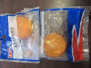 lot 1725 image: 2 NEW Truck Amber Side Marker  Clearance Round 2.5