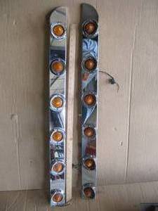 lot 1745 image: AIR CLEANER chrome lights