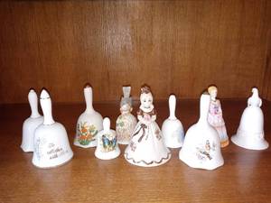 lot 2530 image: Lot Of 10 Bells 2 Ladies,Butterfly A Dove And More