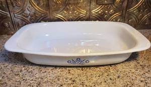 lot 3025 image: Corningware Blue Flower Roaster P-21