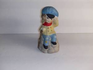 lot 2727 image: Small Jasco Taiwan Porcelain Boy On Stoop Bell