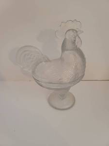 lot 263 image: Clear Glass Rooster Covered Candy Dish Standing Chicken Retro Depression Style