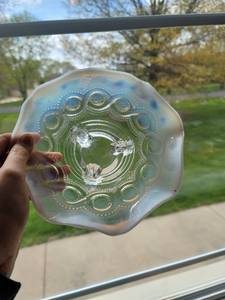 lot 274 image: Northwood Opalescent Beaded Cable Footed Bowl Clear