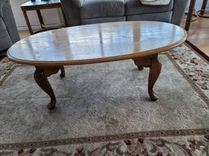 lot 355 image: Oval Oak Coffee Table