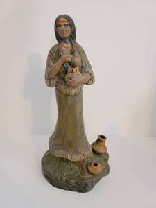 lot 2501 image: Native American Woman Flower Holder Statue - Ceramic - For Inside Use