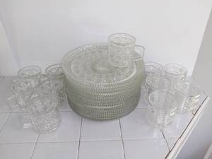 lot 3519 image: Set of Federal Glass Windsor Button and Cane Snack Plate and Cup Sets. 12 Plates 11 Cups