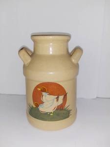 lot 3546 image: Small Landmark Designs Milk Crock With Ducks
