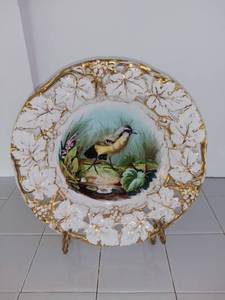 lot 3704 image: Hand Painted Gilded Goldfinch Bowl
