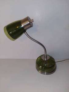 lot 4001 image: Green Desk LampOrganizer